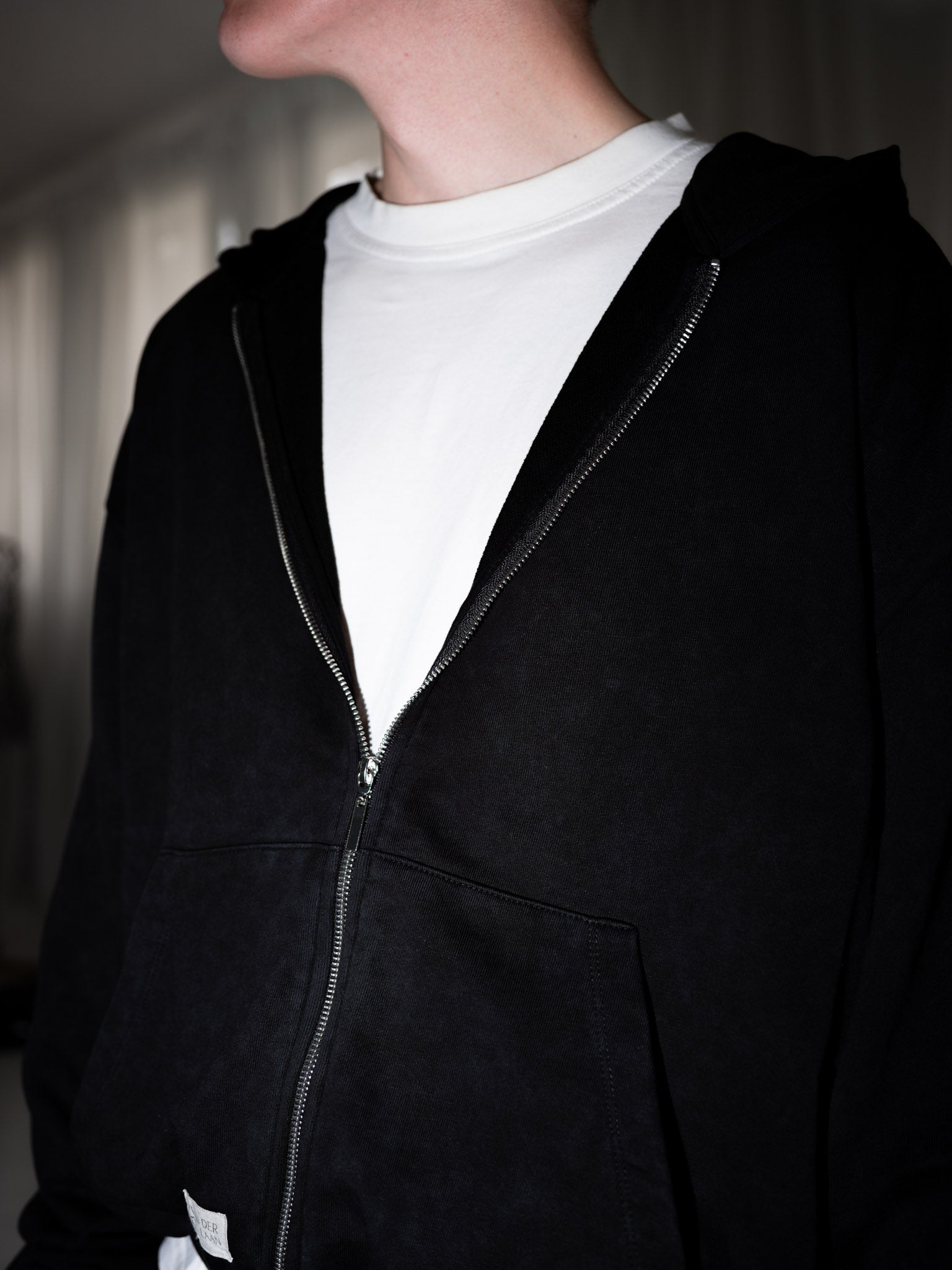 SWEATZIP washed black