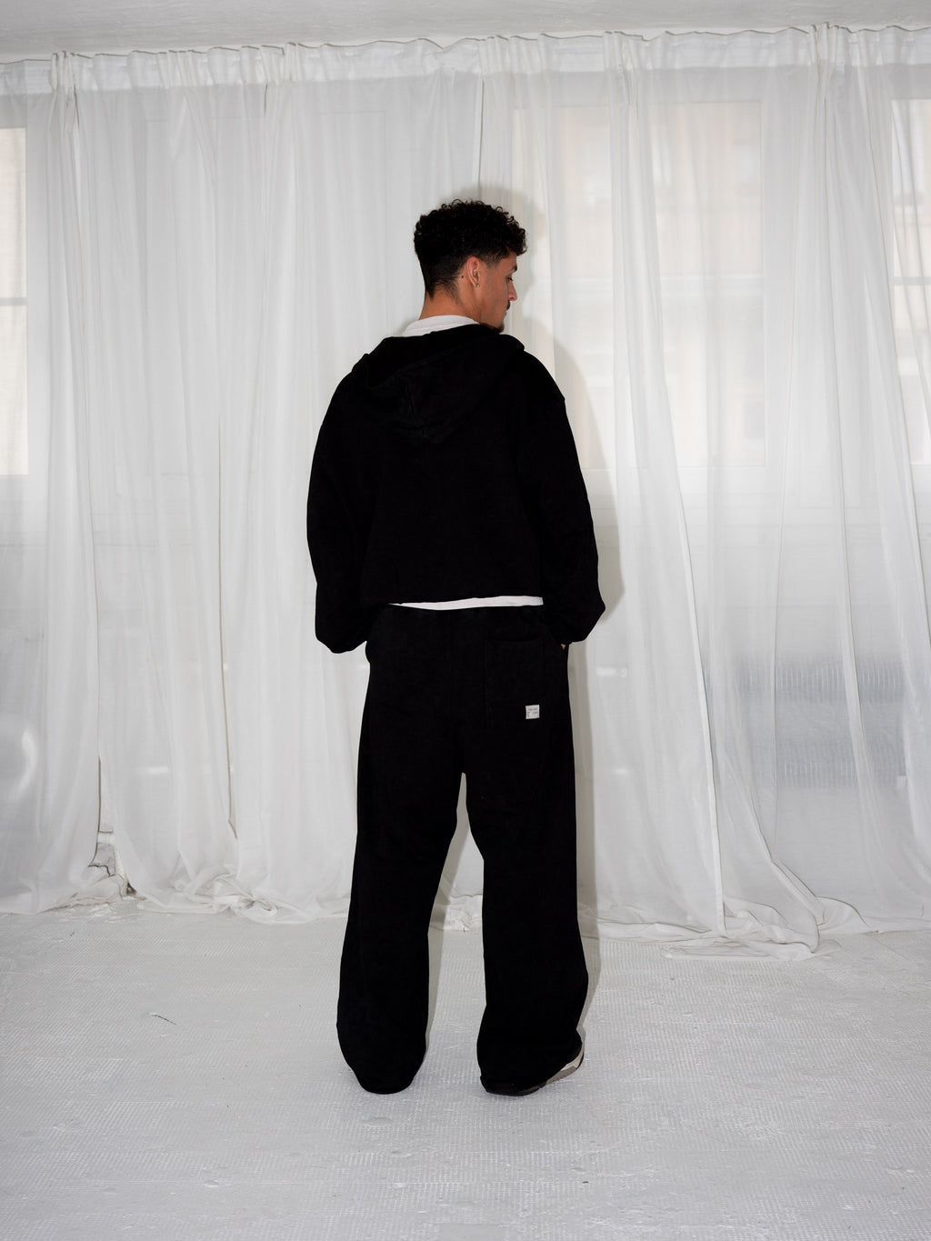 SWEATZIP washed black