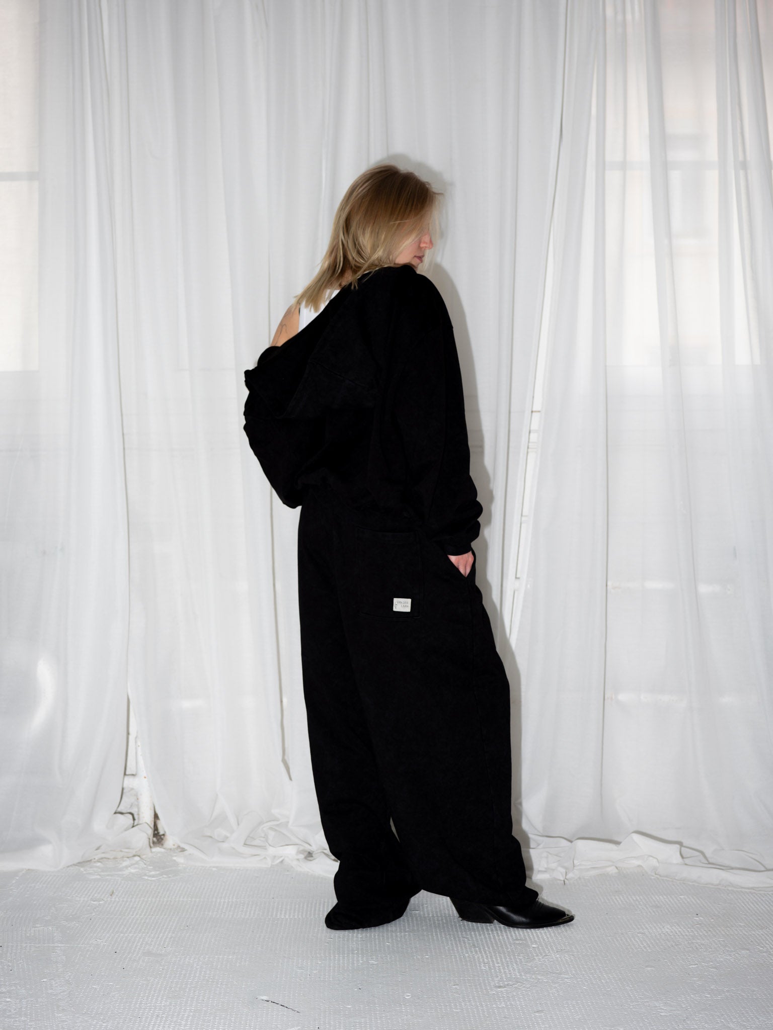 THE SET                    ( SWEATPANT + SWEATZIP )